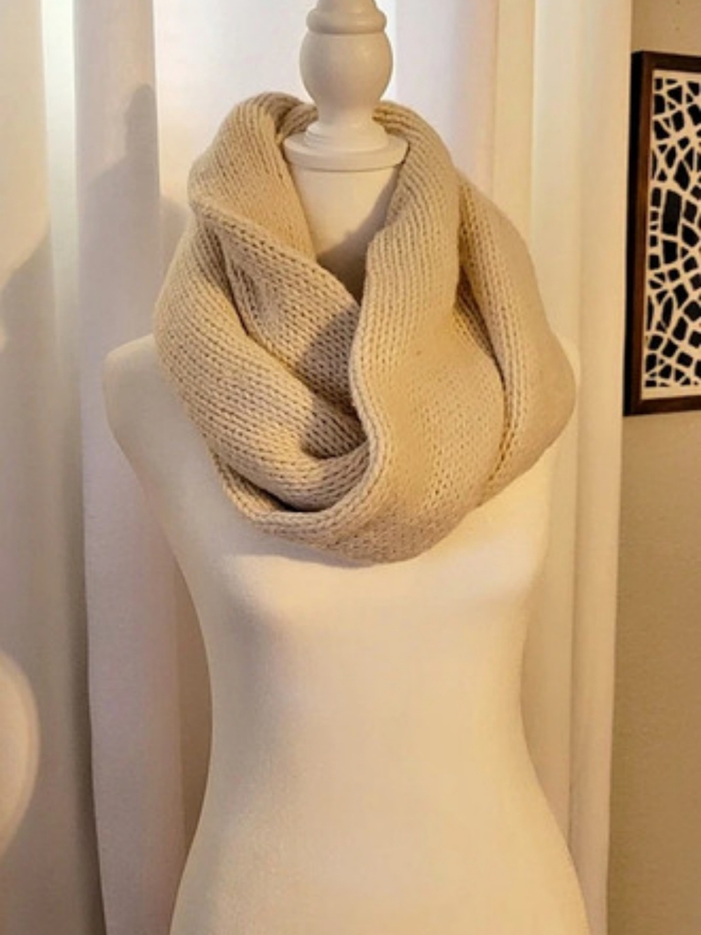 Chunky Knit Infinity Scarf in Cream Like New